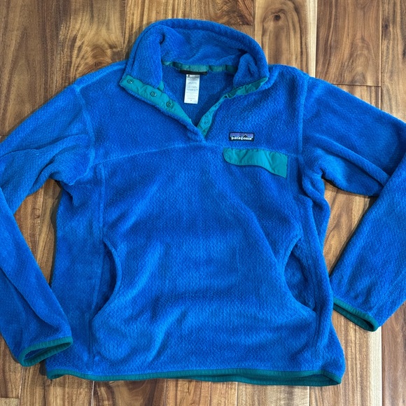 Jackets & Blazers - Patagonia Women’s fleece pullover Medium